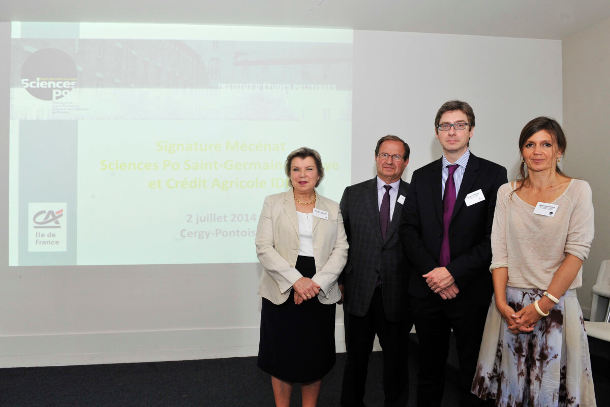 Signature Convention de mécénat - 2 juillet 2014
